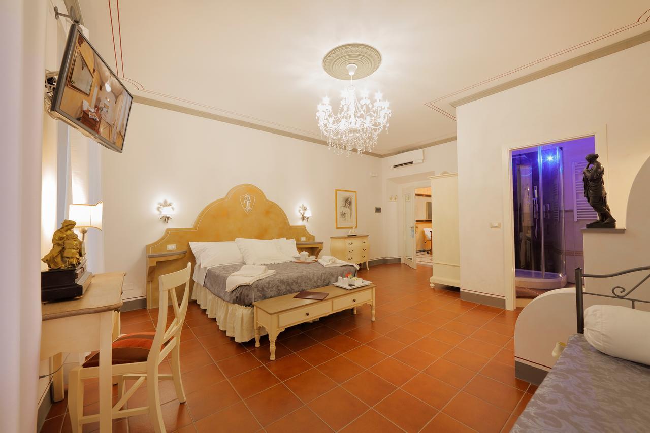 Palazzo Mari Suite & Rooms B&B Монтеварки Экстерьер фото